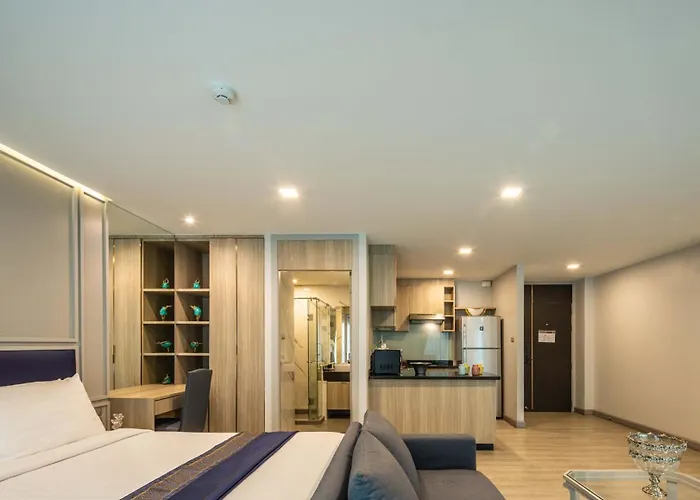 Chaidee Mansion Aparthotel